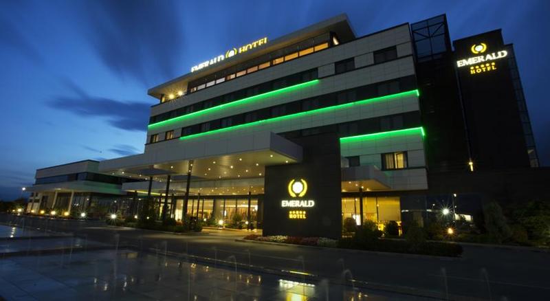Emerald  Hotel