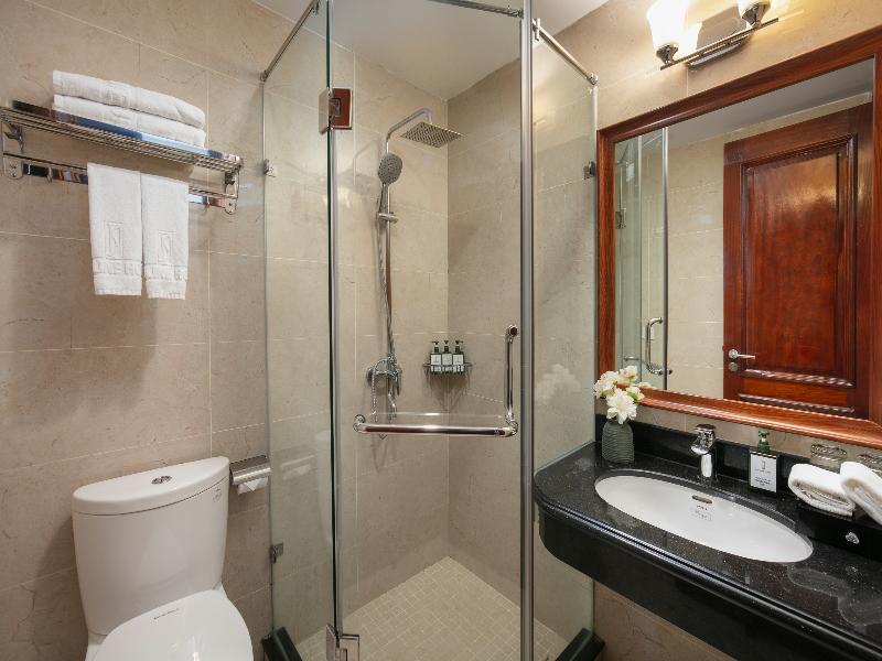 Sunline Hotel image