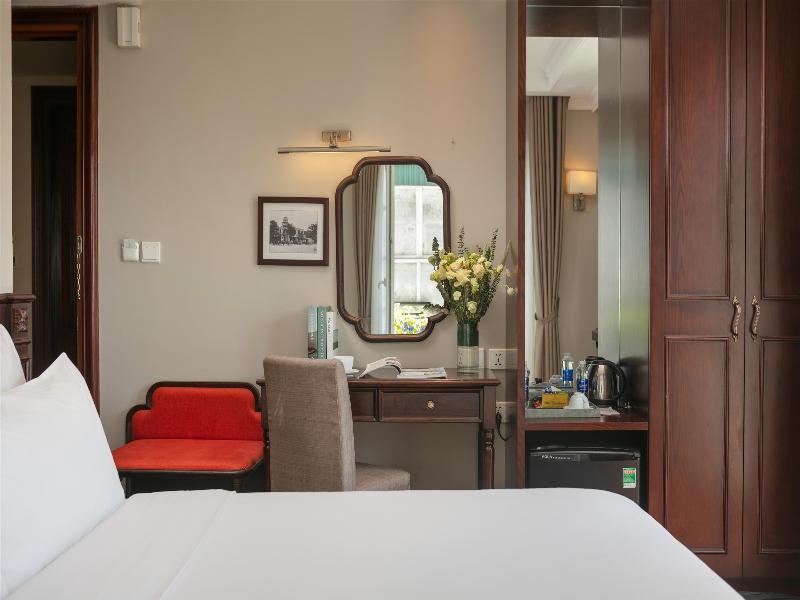 Sunline Hotel image