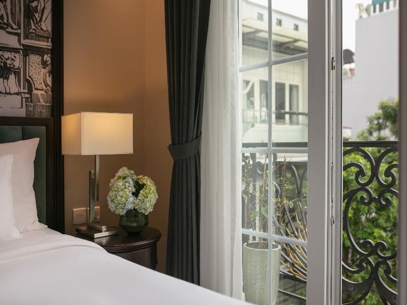 Sunline Hotel image
