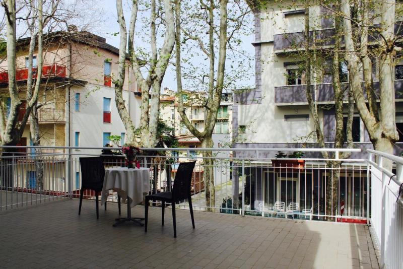Blue Hotel image
