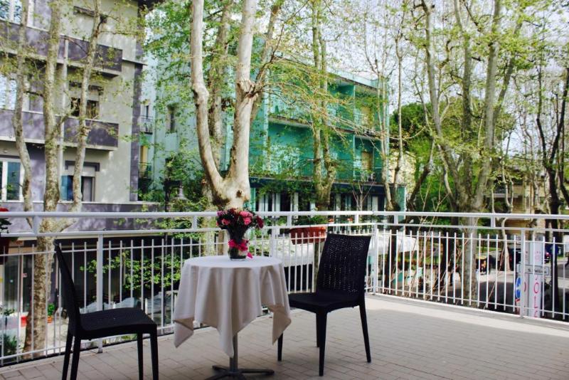 Blue Hotel image