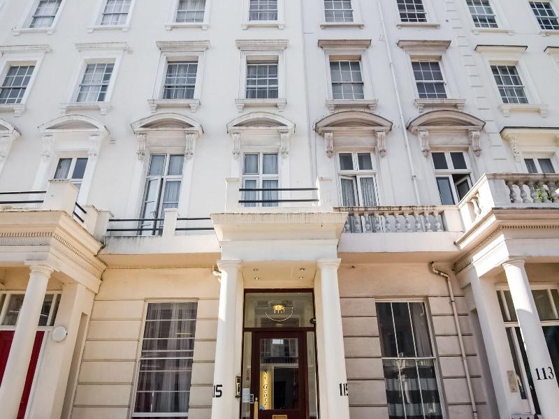 St George Hotel image