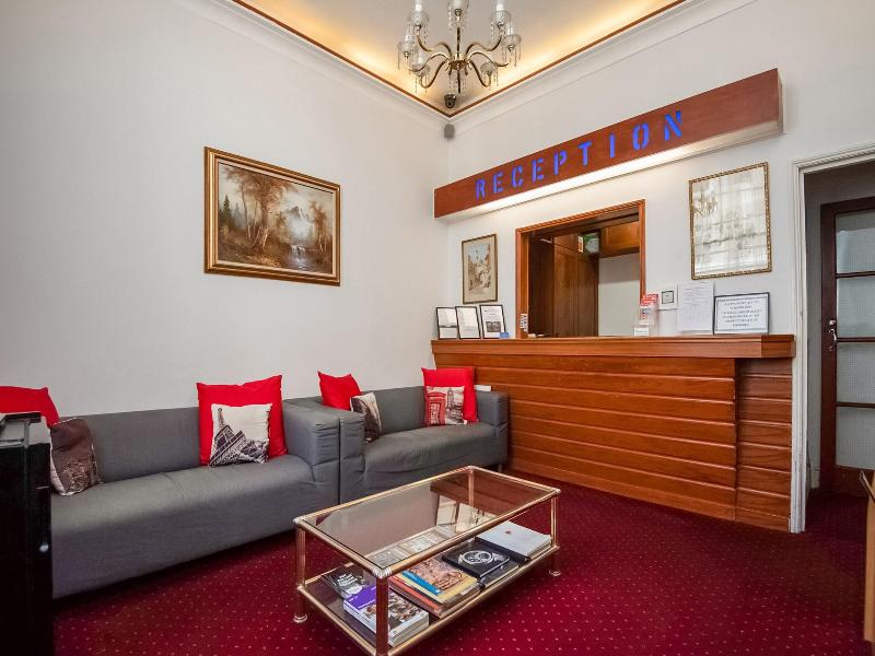 St George Hotel image
