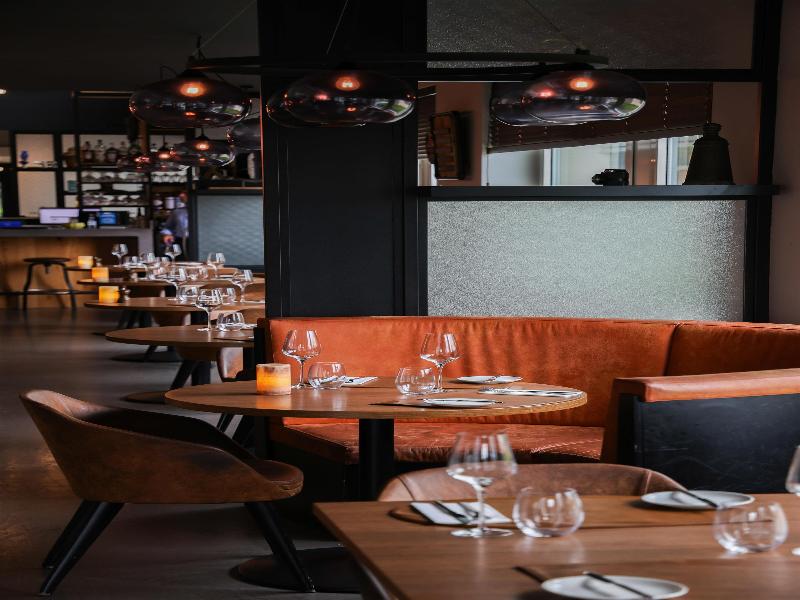 Park Inn by Radisson Brussels Airport image