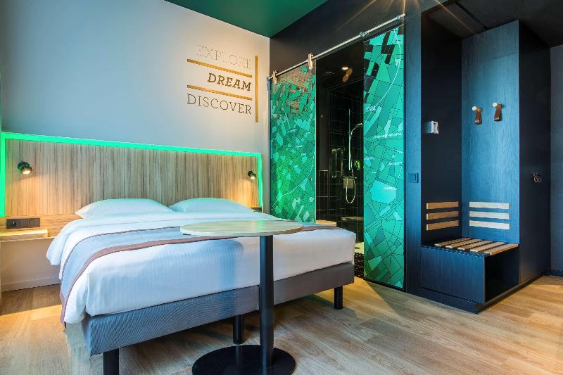 Park Inn by Radisson Brussels Airport image