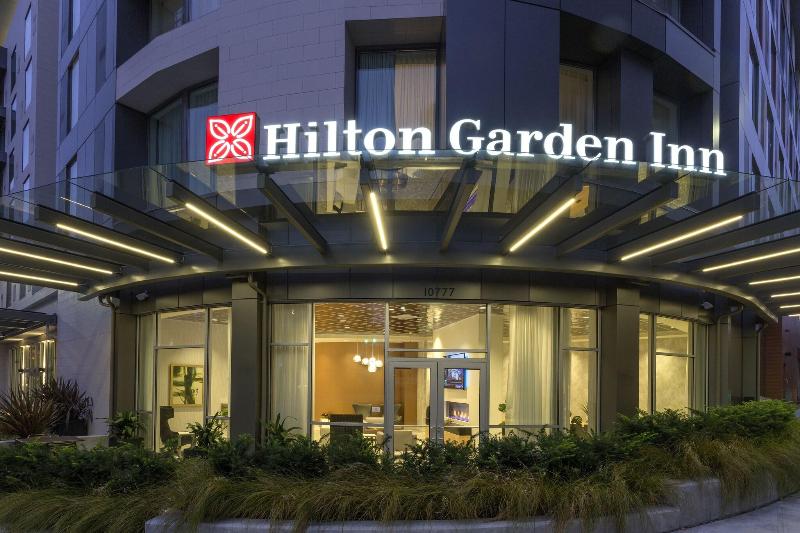 Hilton Garden Inn Seattle Bellevue Downtown image