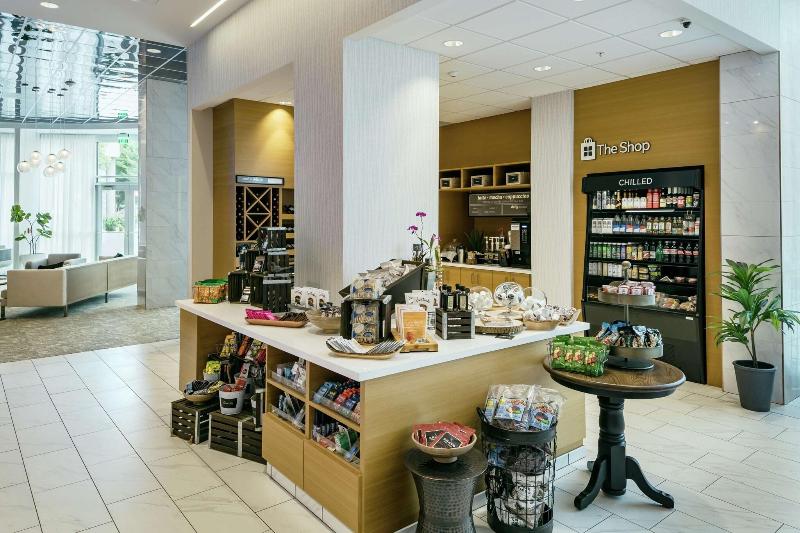 Hilton Garden Inn Seattle Bellevue Downtown image