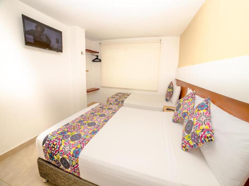 Hotel Portobahía image