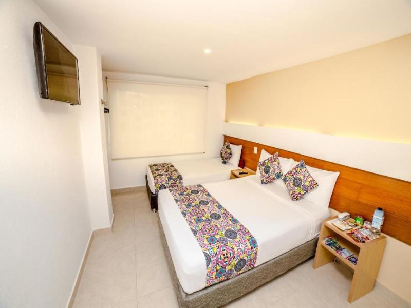 Hotel Portobahía image