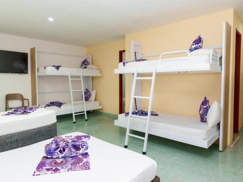 Hotel Portobahía image