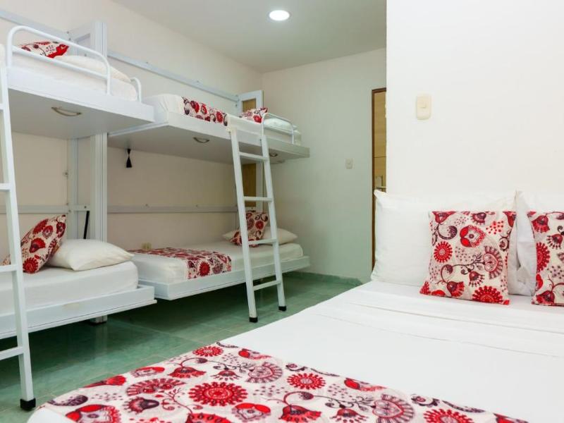 Hotel Portobahía image