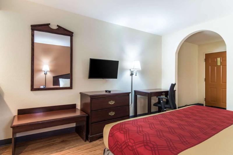 King's Inn- LaFayette image