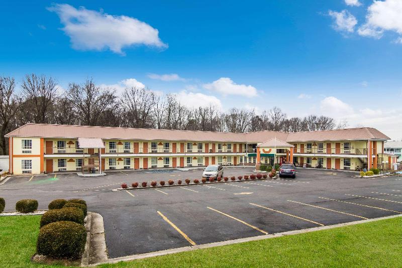King's Inn- LaFayette image