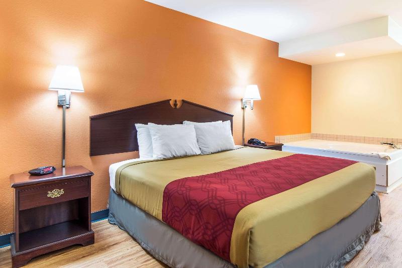 King's Inn- LaFayette image