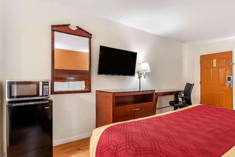 King's Inn- LaFayette image