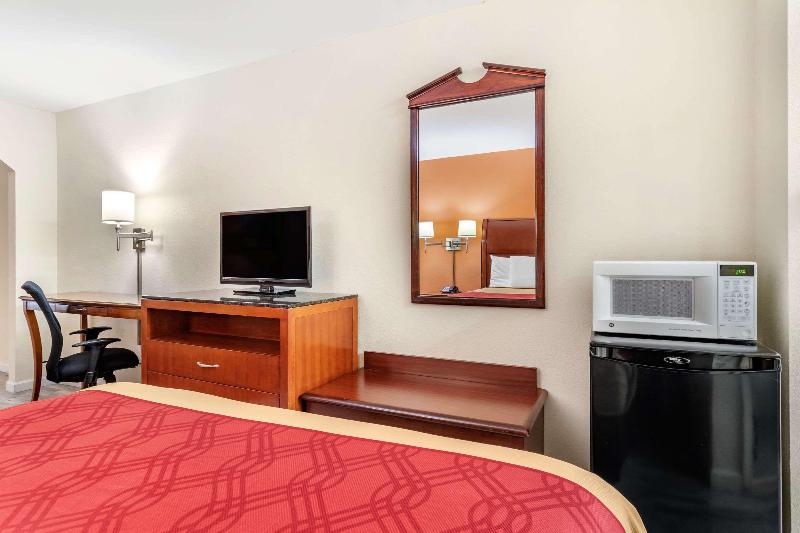 King's Inn- LaFayette image