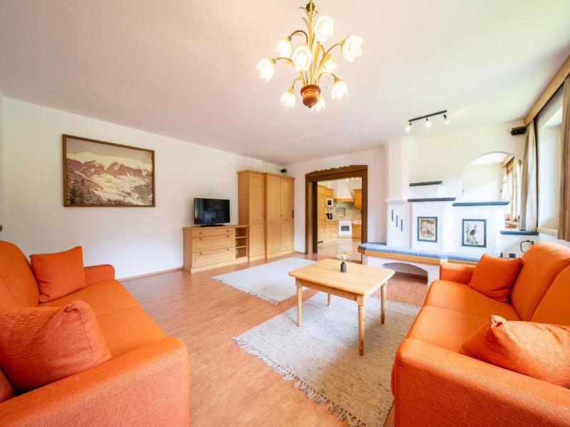 Schi- und Wanderhotel Berghof image