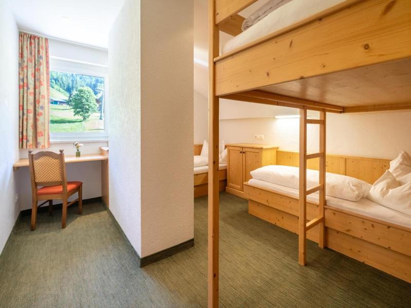 Schi- und Wanderhotel Berghof image
