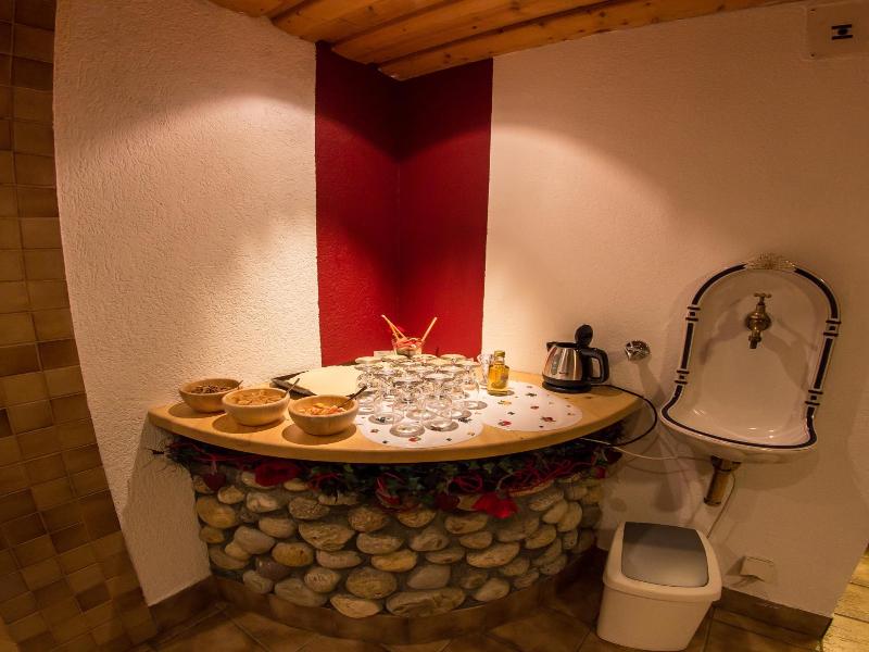 Schi- und Wanderhotel Berghof image