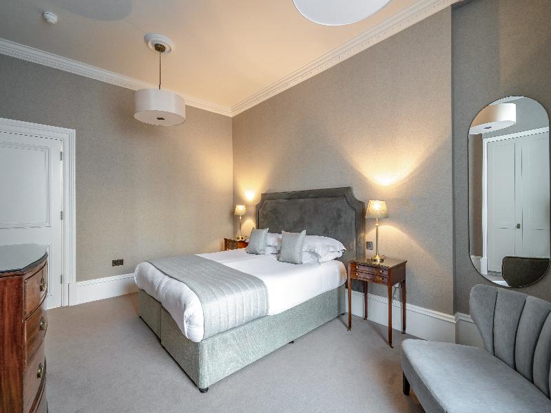 NO1 THE MANSIONS BY MANSLEY image