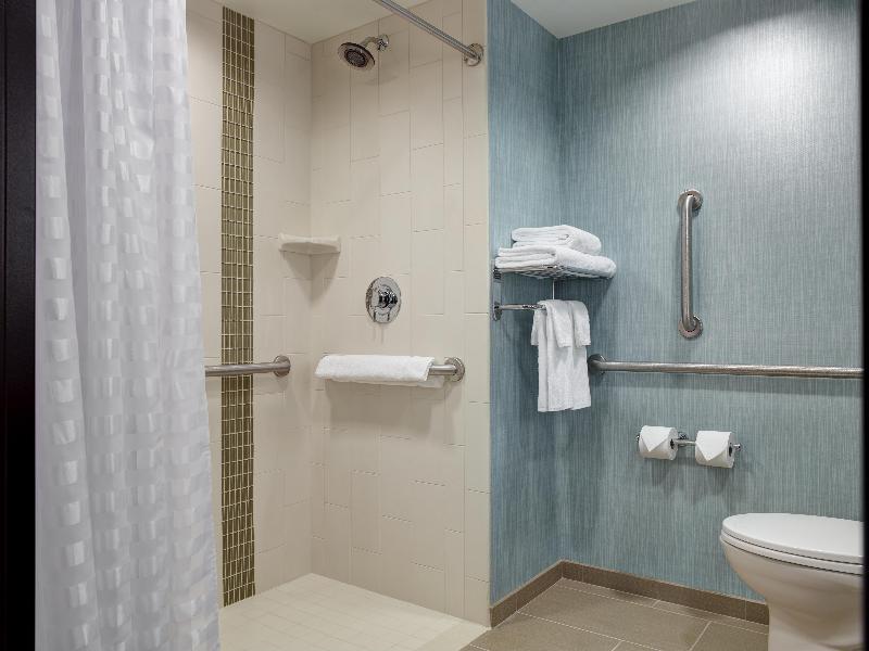 Hyatt Place Arlington Courthouse image