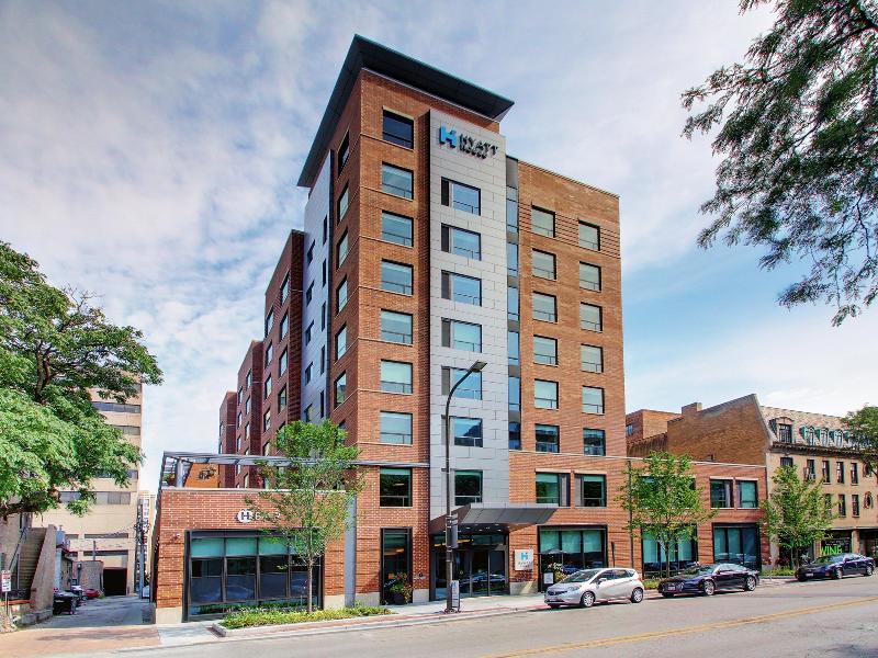 Hyatt House Chicago/Evanston image