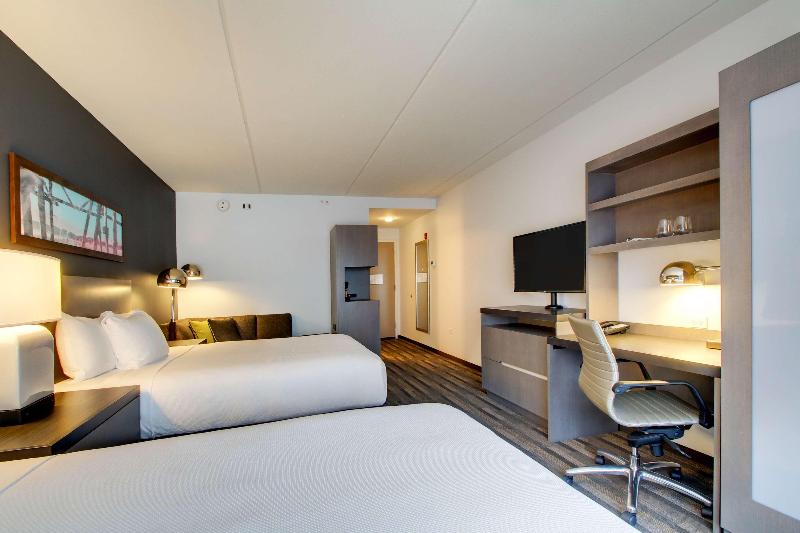 Hyatt House Chicago/Evanston image