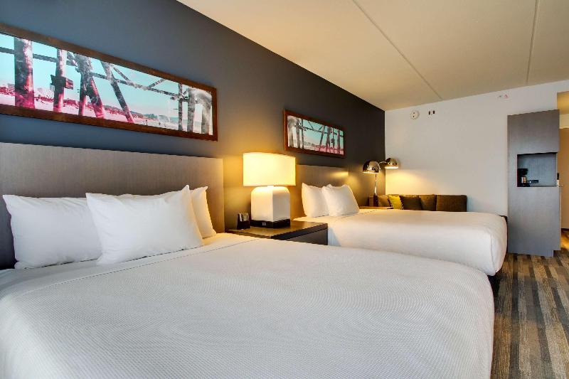 Hyatt House Chicago/Evanston image