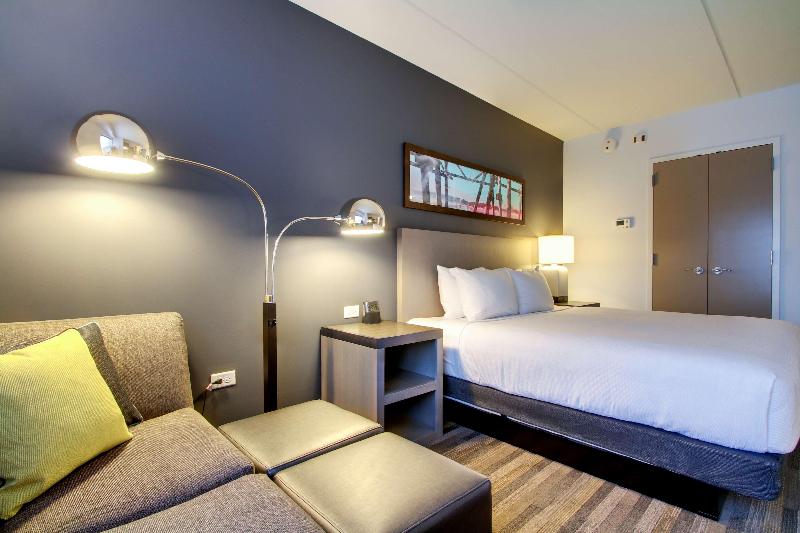 Hyatt House Chicago/Evanston image