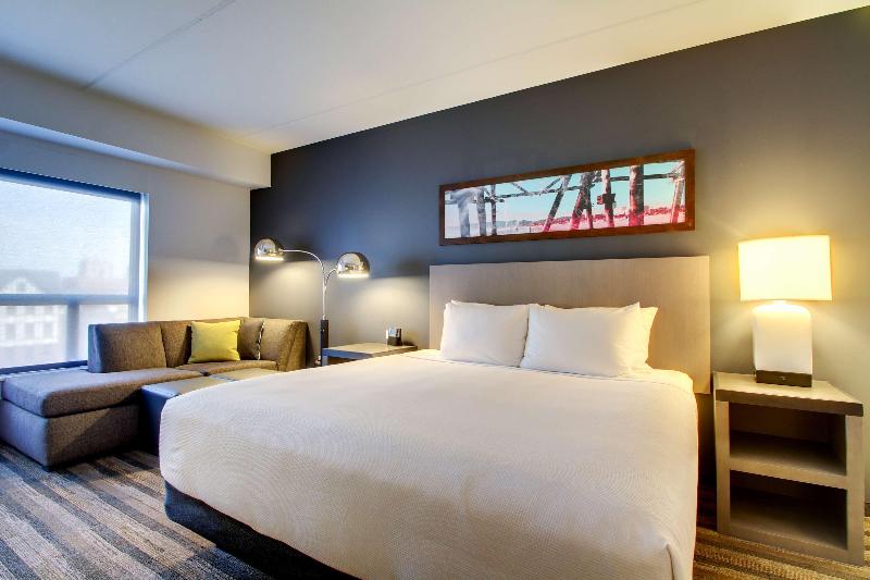 Hyatt House Chicago/Evanston image