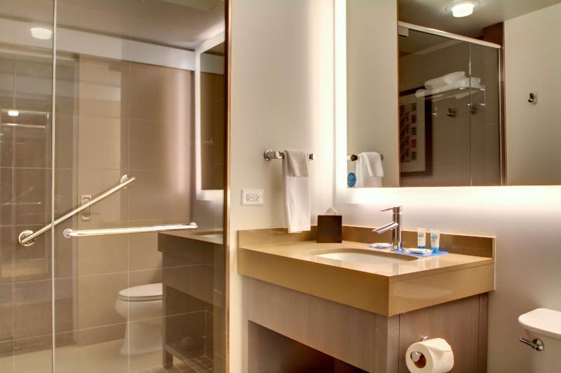 Hyatt House Chicago/Evanston image