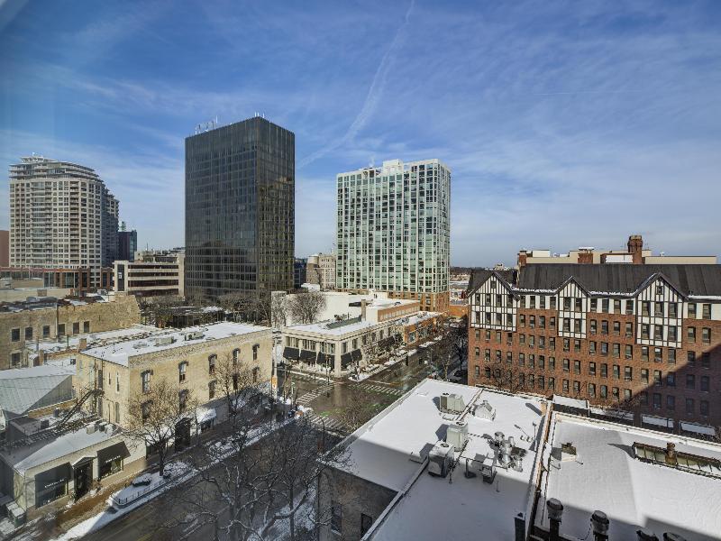Hyatt House Chicago/Evanston image
