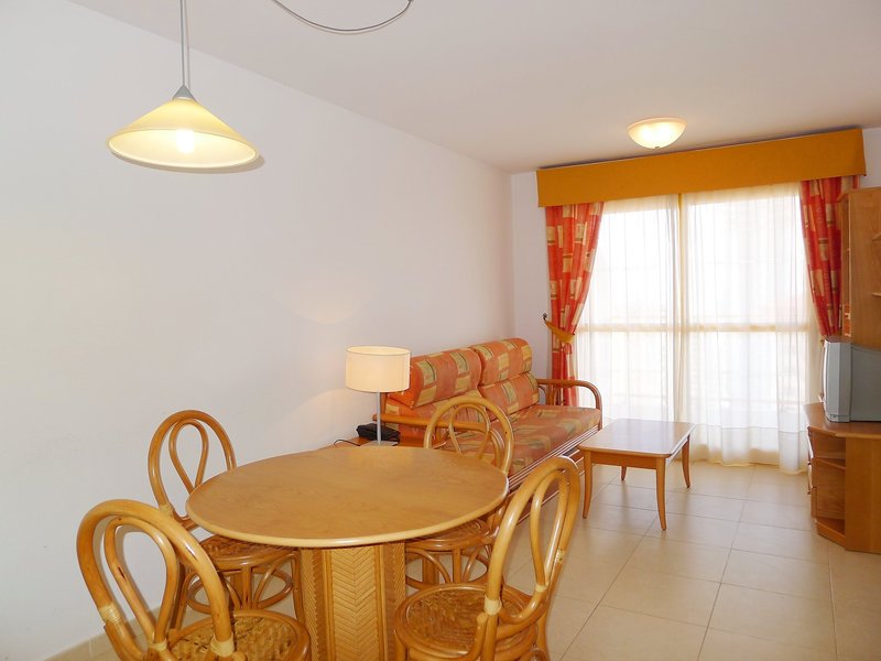 Ambar Beach 01 - One Bedroom — photo 5
