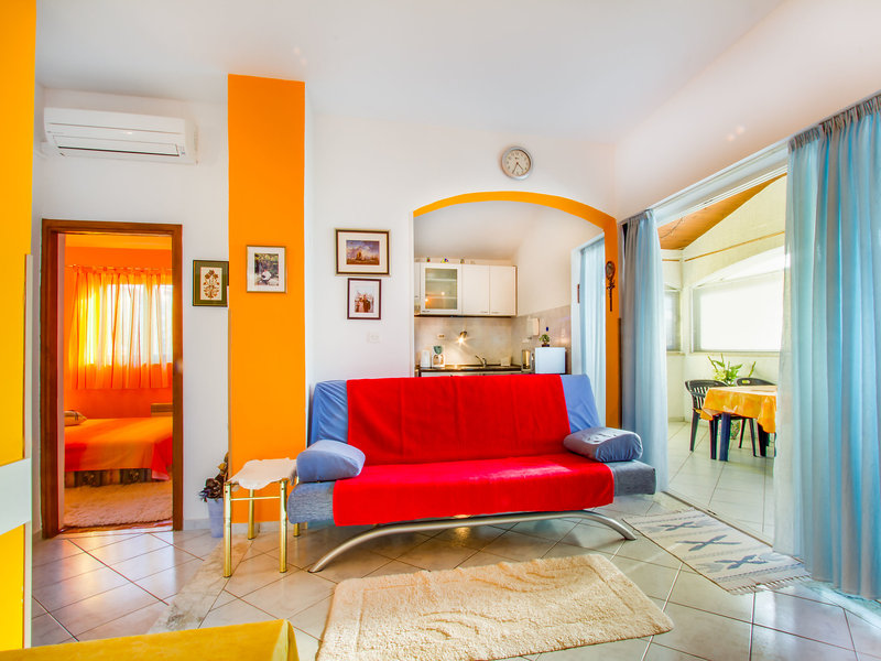 Anita - One Bedroom — photo 2