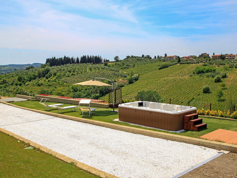 Colle Del Sole - Three Bedroom image
