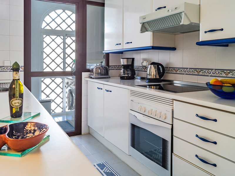 Coto Real Ii - Three Bedroom — photo 4