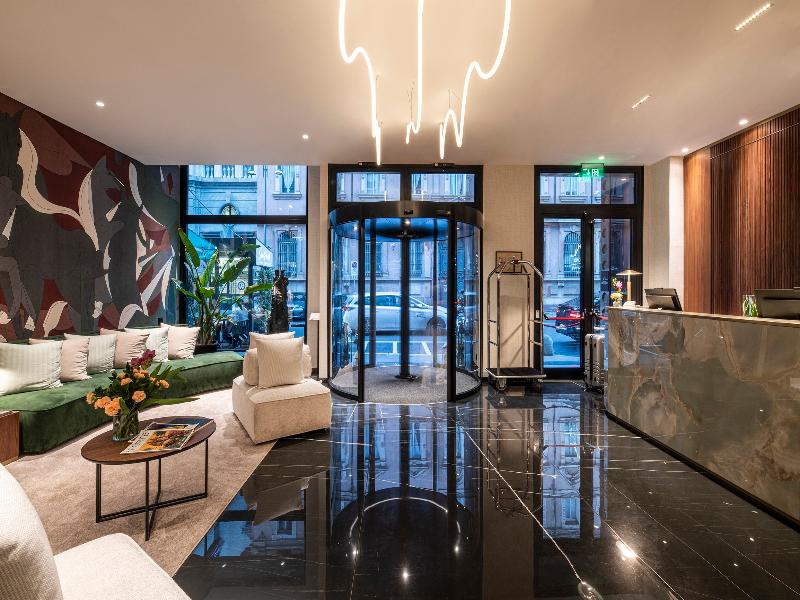 Duomo Hotel & Apartments image