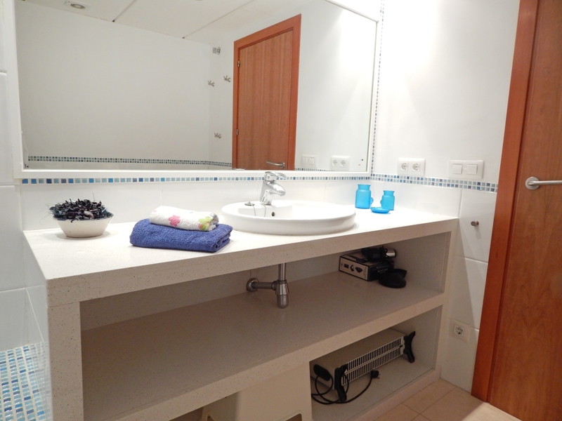Edifici La Platja - Two Bedroom — photo 4