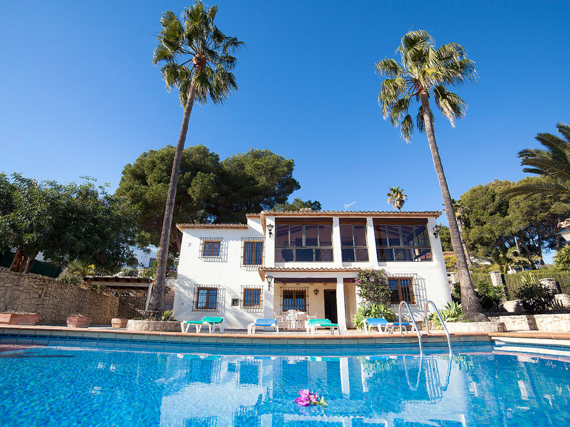 Els Pins - Five Bedroom image