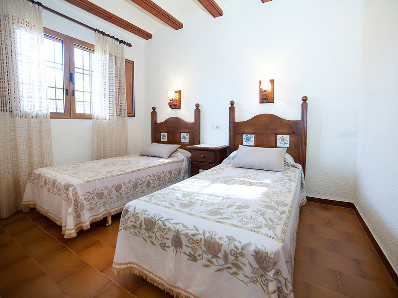 Els Pins - Five Bedroom image