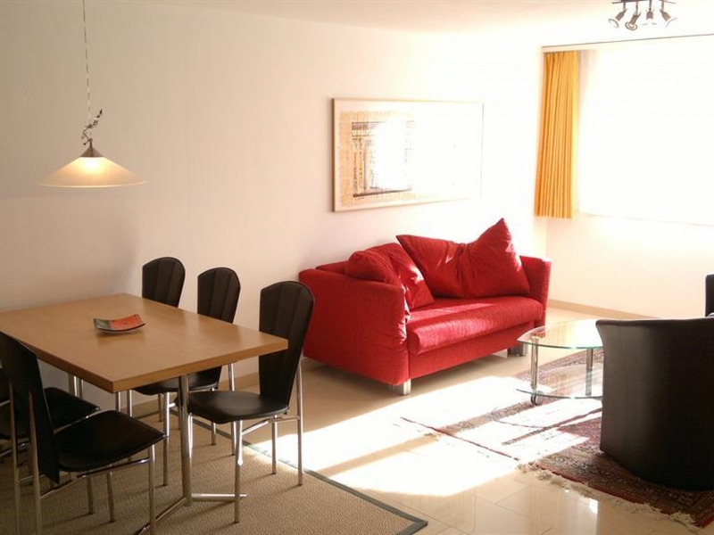 Evelyne  - One Bedroom — photo 2