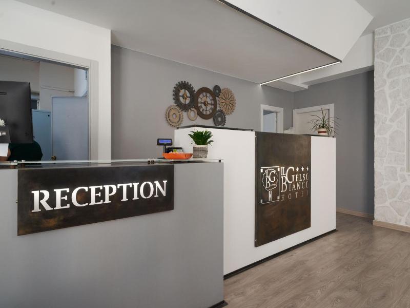Gelso Bianco - Three Bedroom image