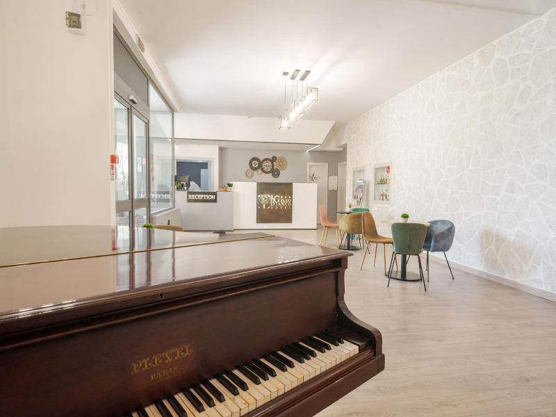 Gelso Bianco - Three Bedroom image
