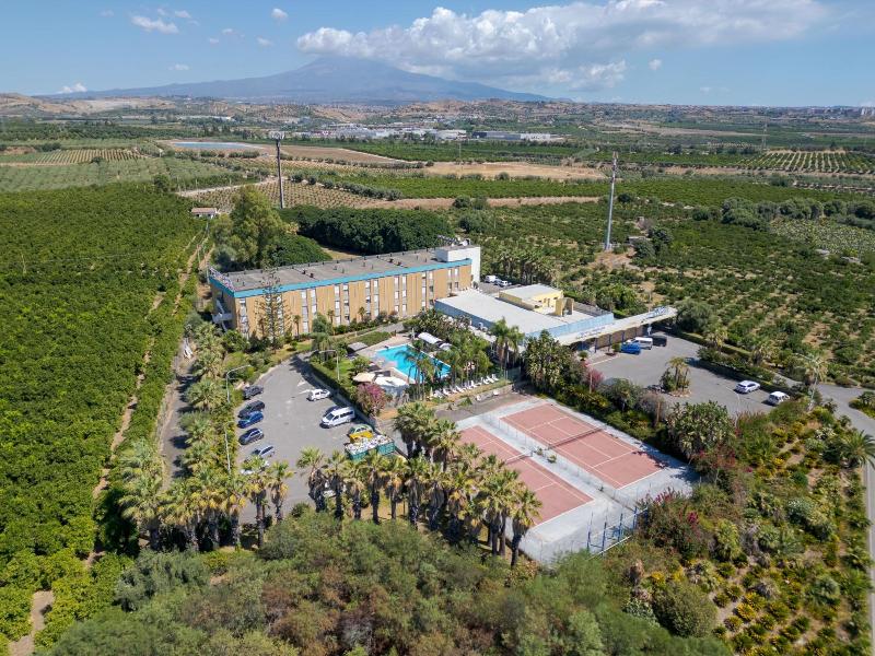 Gelso Bianco - Three Bedroom image