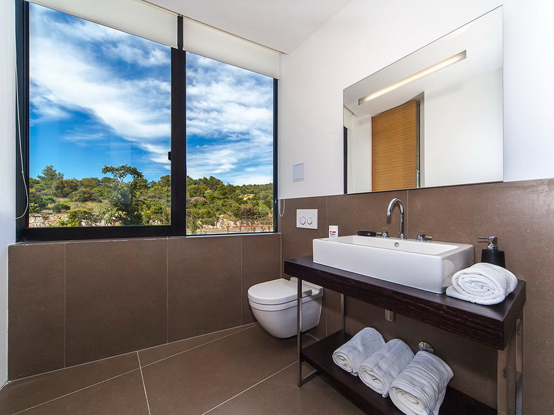 Golden Ray - Two Bedroom image