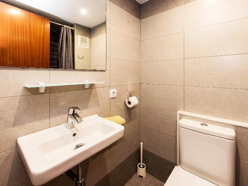 Països Catalans - Three Bedroom — photo 2