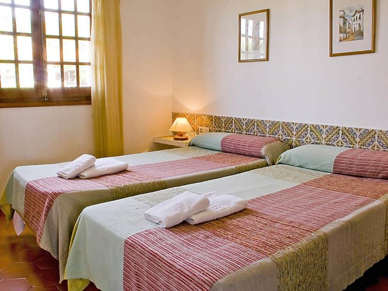 Son Bou Gardens Apt 2 Dorm - Two Bedroom No.3 — photo 2