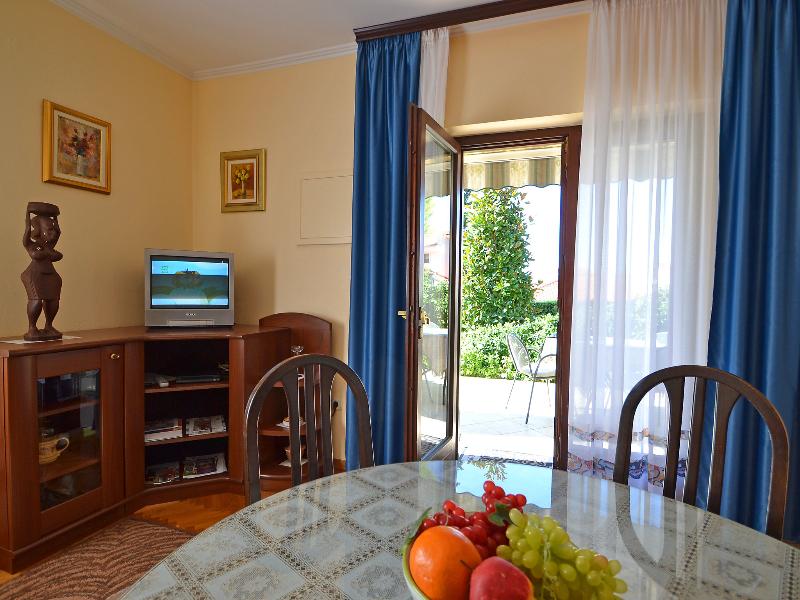 Stana - One Bedroom image