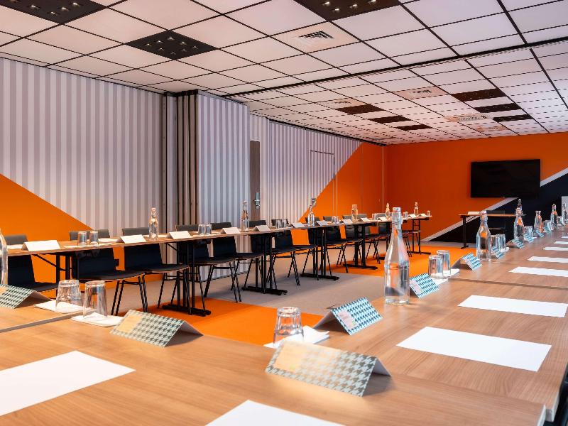 Ibis Styles La Rochelle Centre les Minimes image